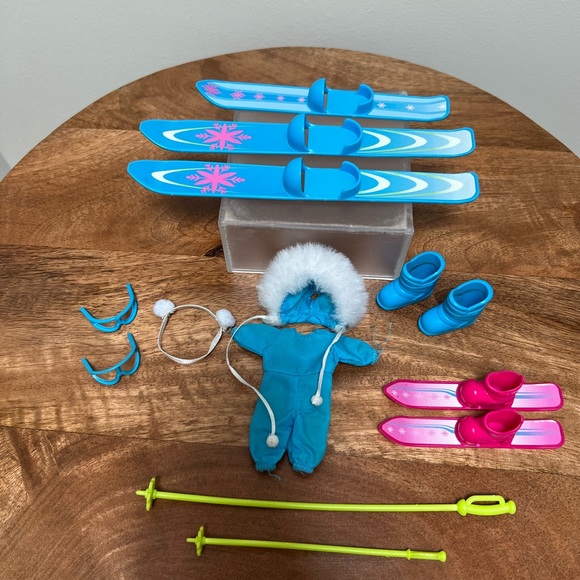 Barbie Ski Accessories - Picture 2 of 2
